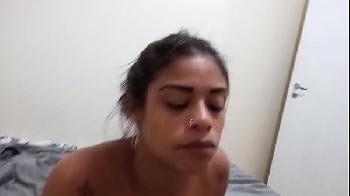 Novinha mulata amadora no sexo forte dando sua buceta de todos os jeitos