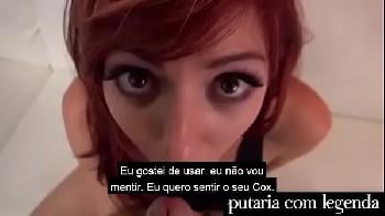 Ruiva gostosa no pornô legendado dando sua buceta