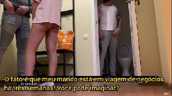 Sexo legendado da casada dando pro seu vizinho safado 